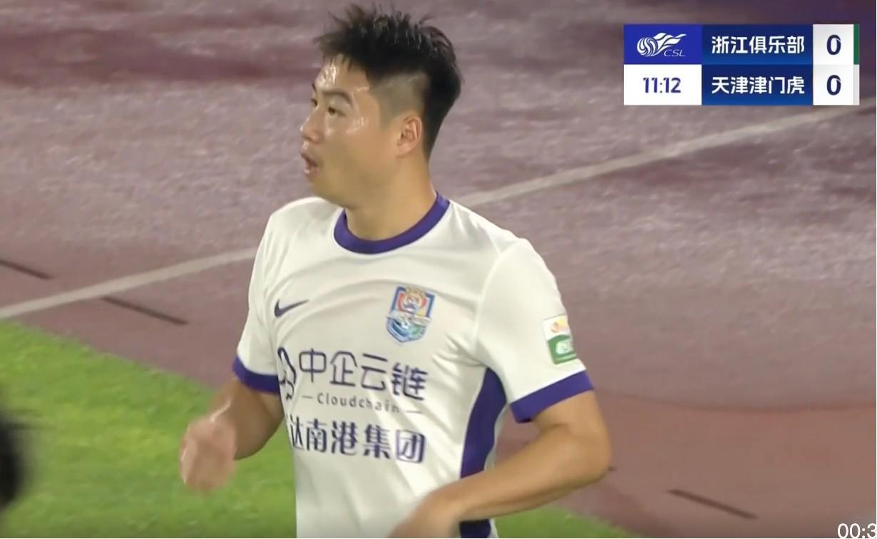 皇冠体育登录-记者：津门虎球员王献钧被撞掉两颗门牙，杨帆也要去医院缝针