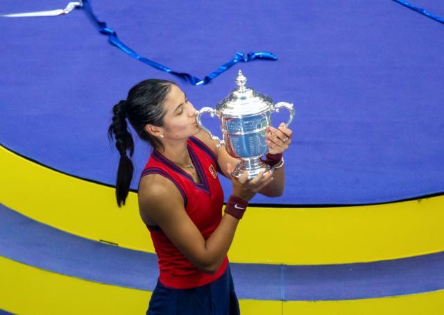 皇冠体育登录-拉杜卡努改写44年历史 英国网球开启新时代？